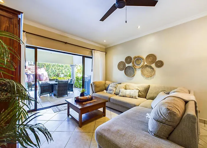 Sunrise 1- 3 Bedroom Poolside Apartamento