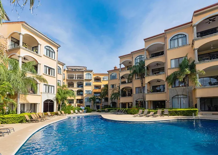 Sunrise 1- 3 Bedroom Poolside *