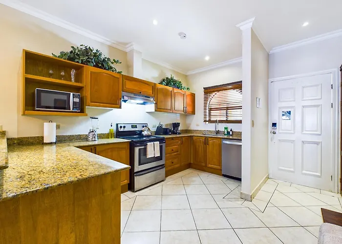 Sunrise 1- 3 Bedroom Poolside Tamarindo